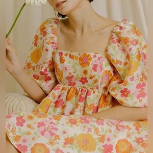 Storia Floral Puff Sleeve Dress